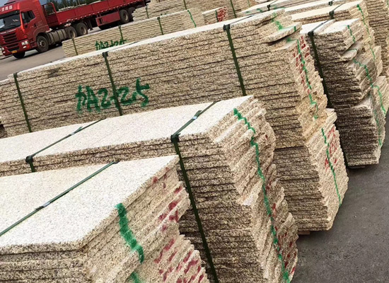 小院鋪裝用大理石石材厚度多少適合農(nóng)村庭院地面？